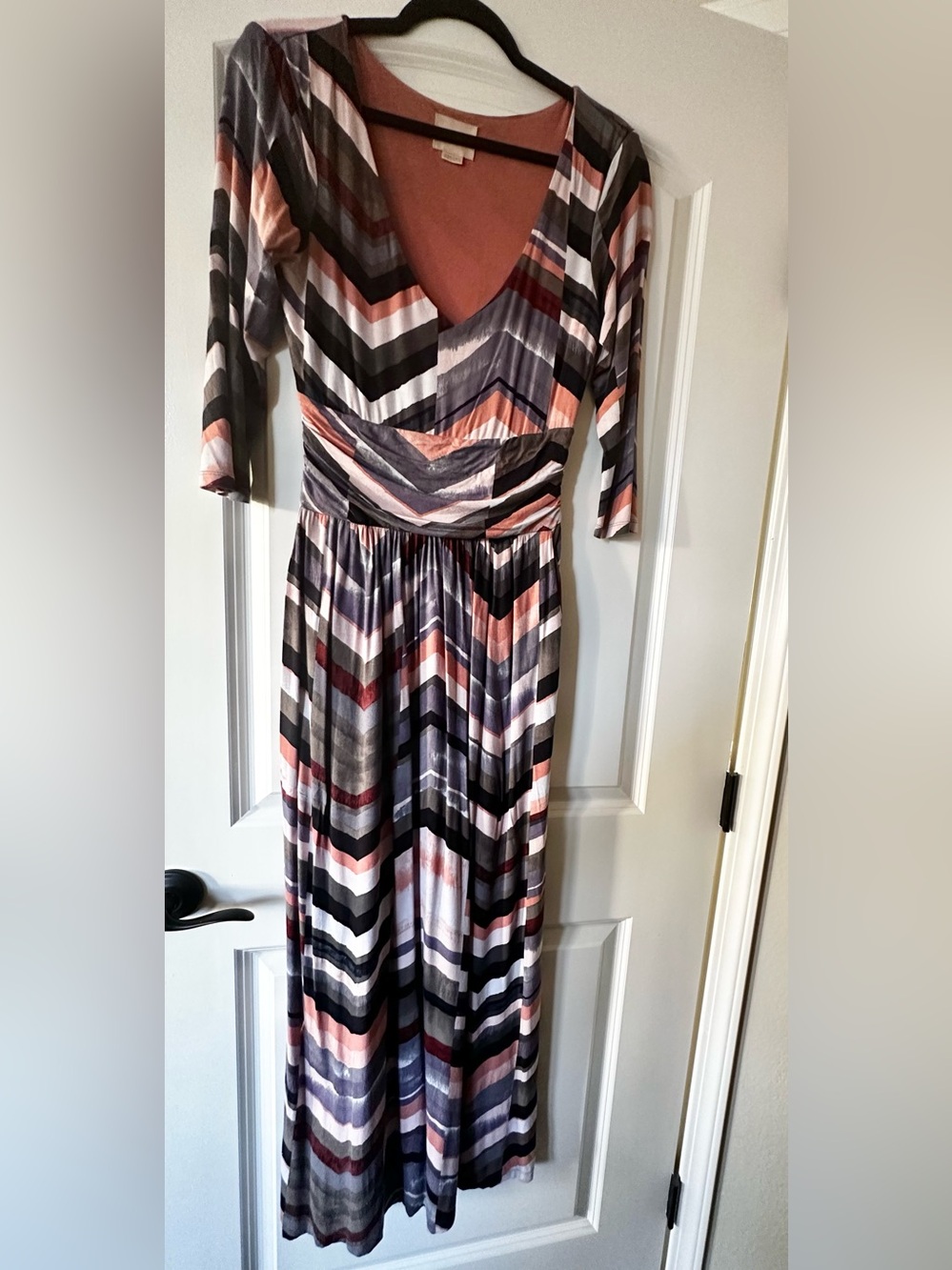 Maeve Chevron V-Neck Maxi Dress Multicolor (Blush, Gray, etc)